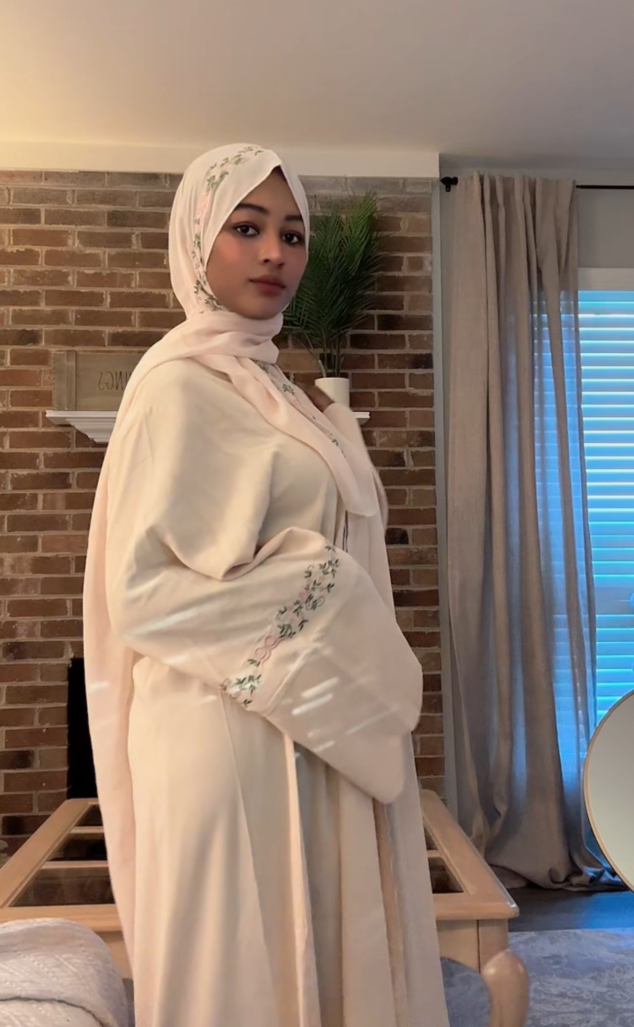 Floritah Beige Abaya Set